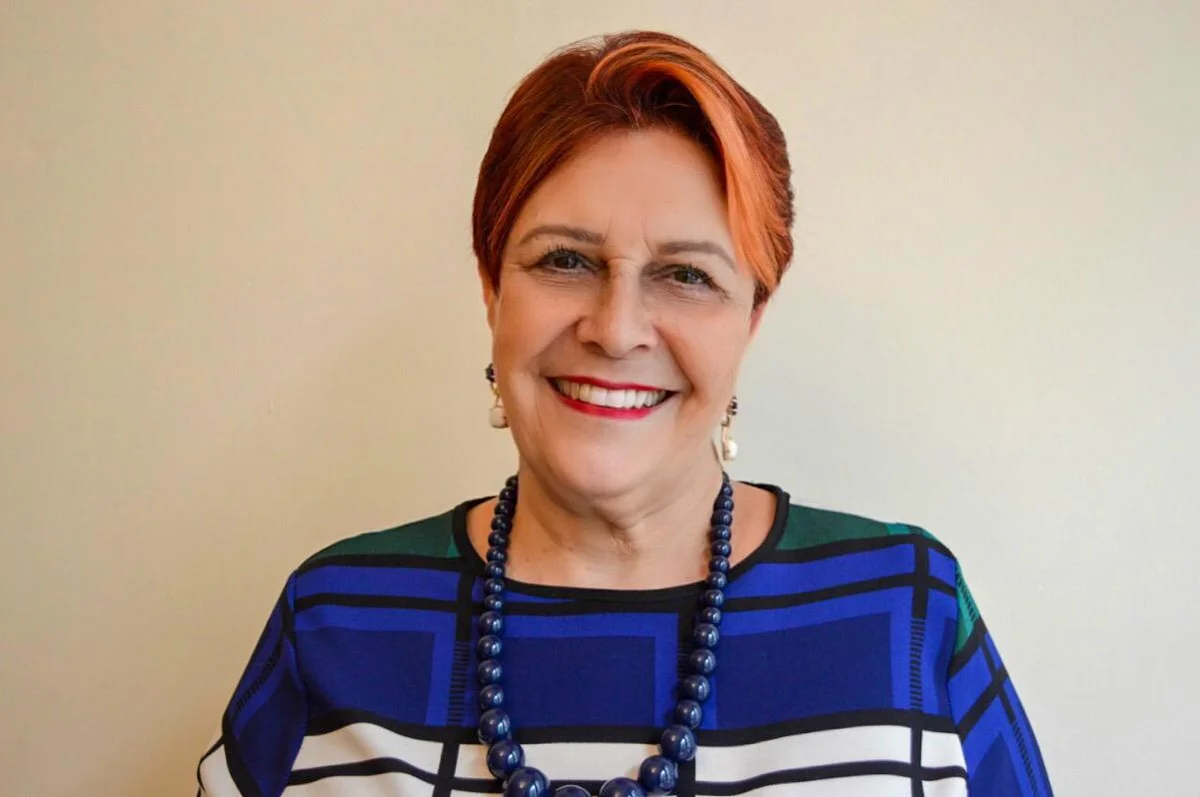 A deputada estadual Edna Macedo, do Republicanos de S&atilde;o Paulo, em retrato oficial