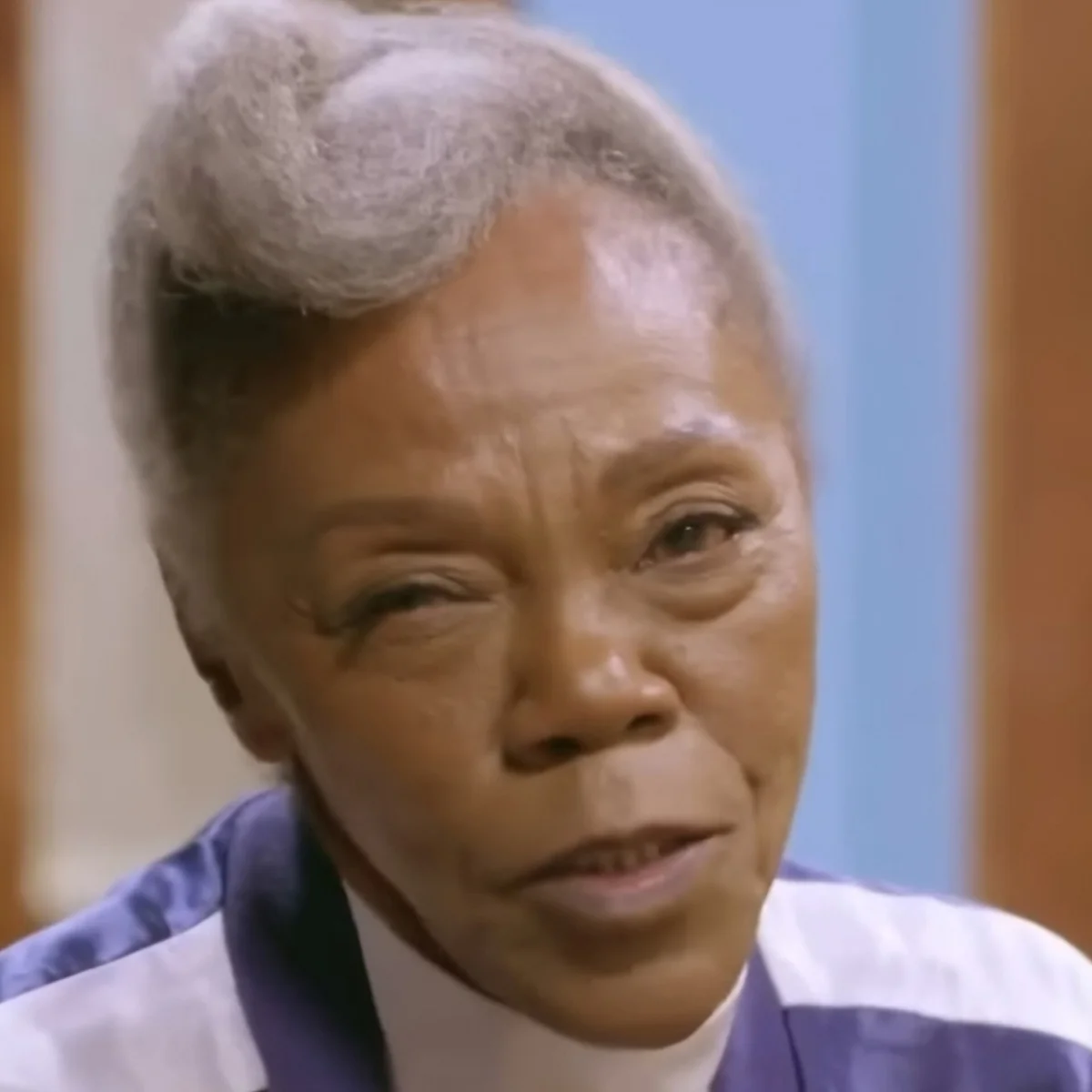 Retrato da atriz Teca Pereira, que interpreta a avó Dilma em Feito Pipa