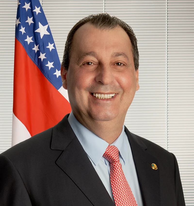 Retrato oficial do senador Omar Aziz